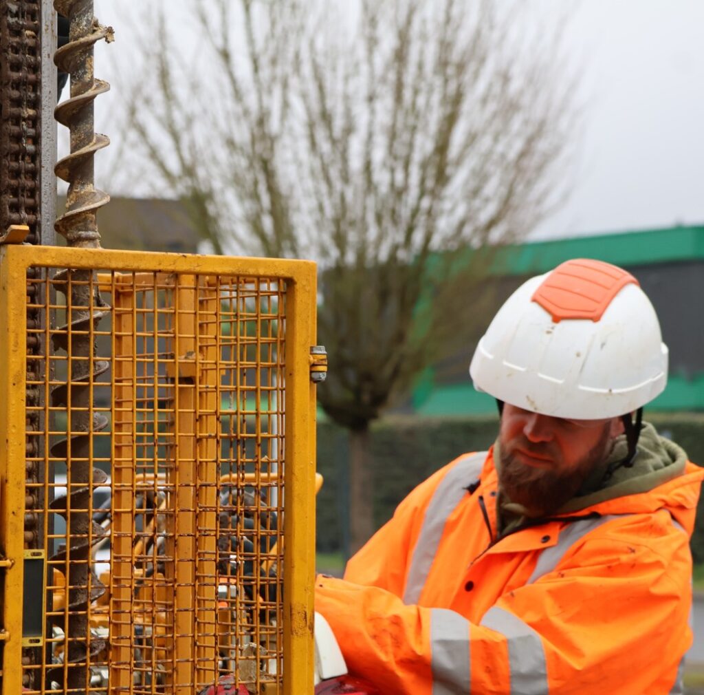 Études Géotechniques G2-AVP/PRO Pour La Mise En Place D’ombrières Photovoltaïques Sur Parking – Objat (19)