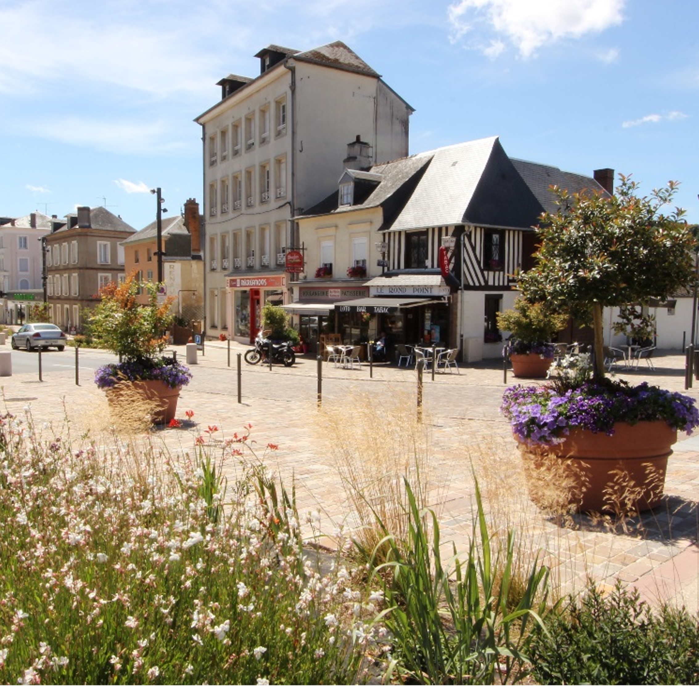 Revitalisation Du Centre-bourg Historique Et Commerçant Orbec (14)